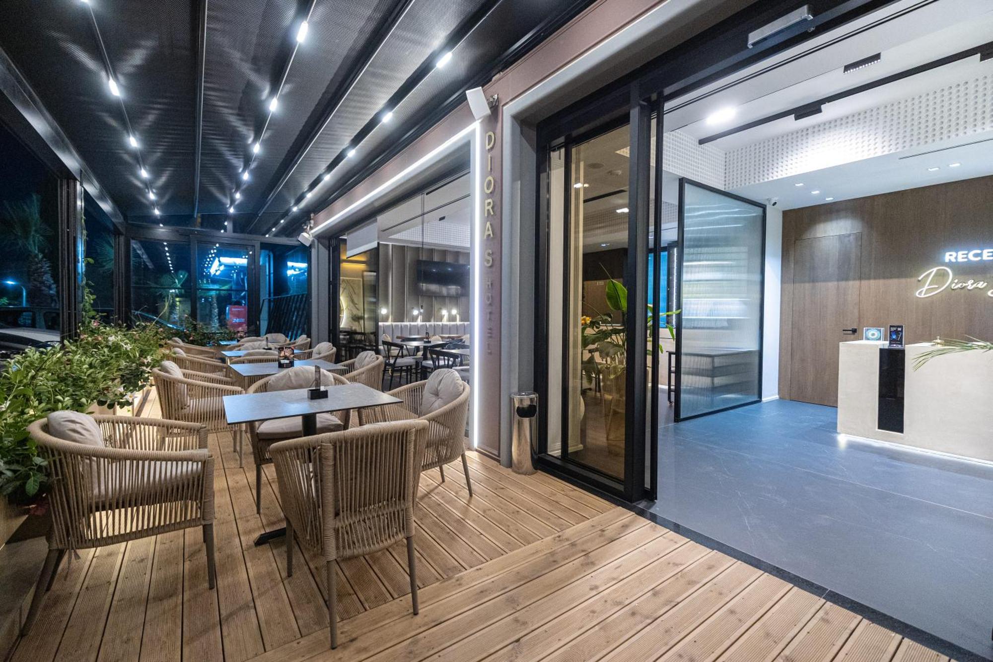 Diora'S Hotel And Apartments Vlorë エクステリア 写真