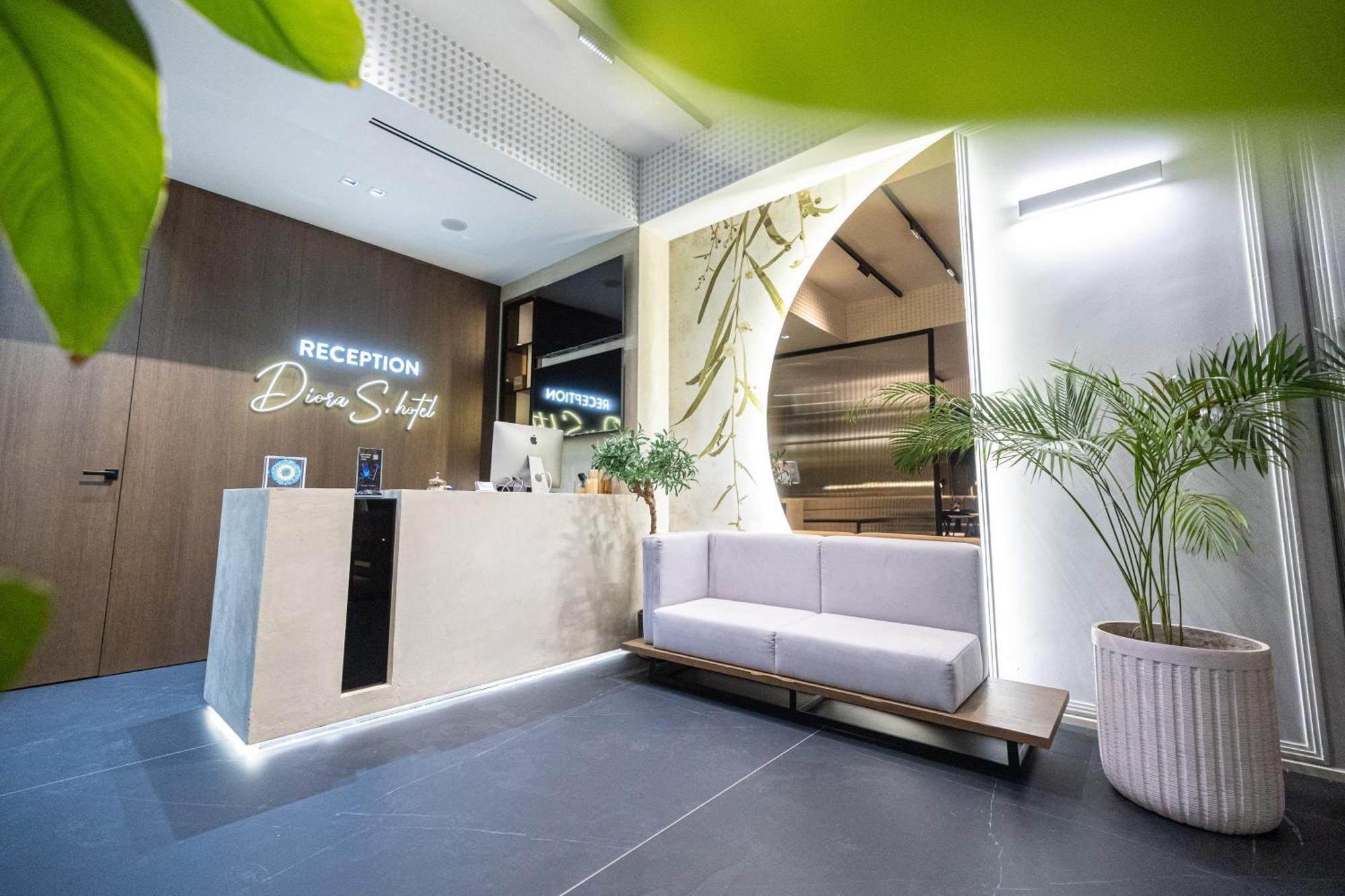 Diora'S Hotel And Apartments Vlorë エクステリア 写真